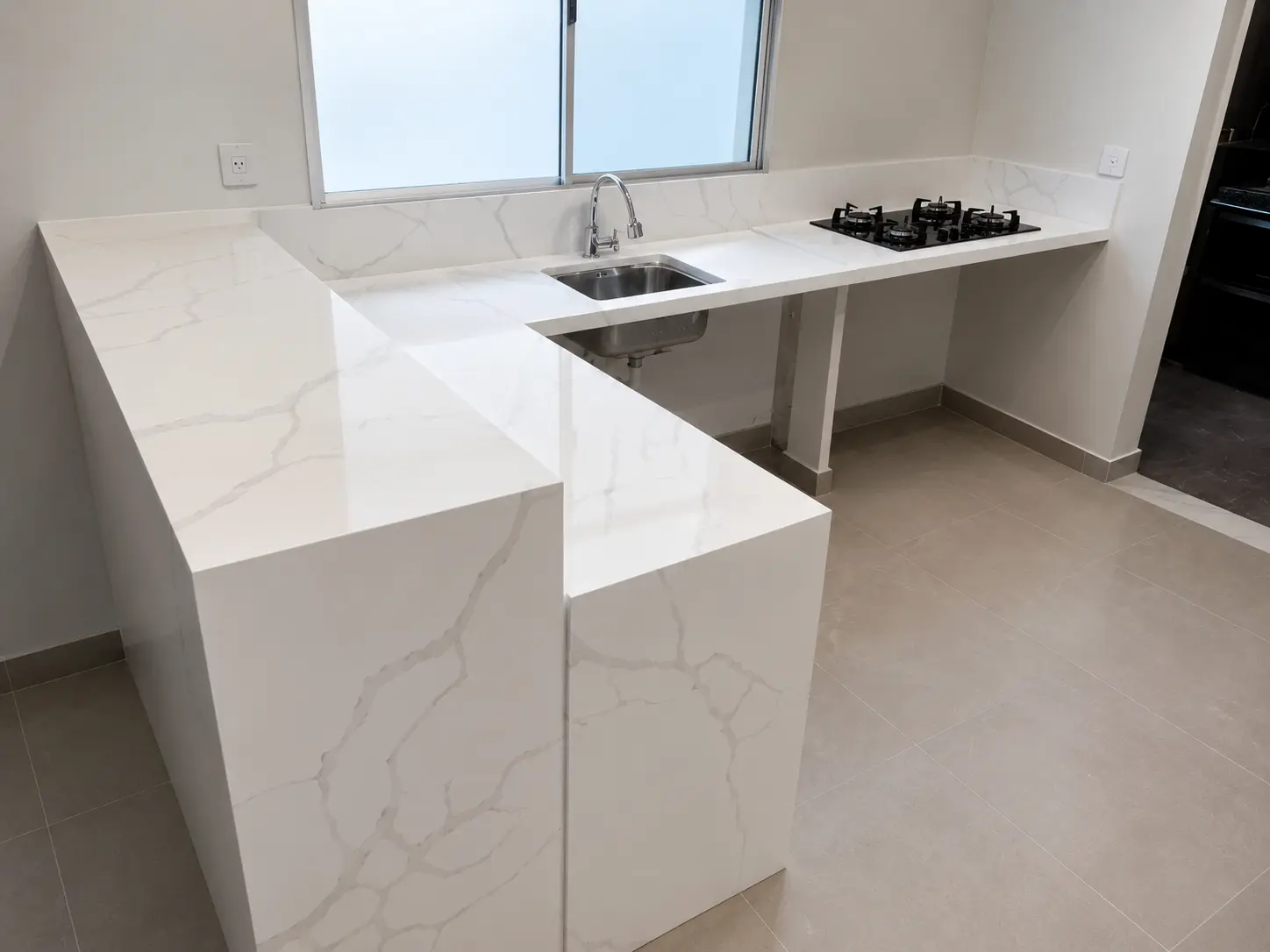 Cozinha Residencial em mármore e granito — Amazonita Mármores