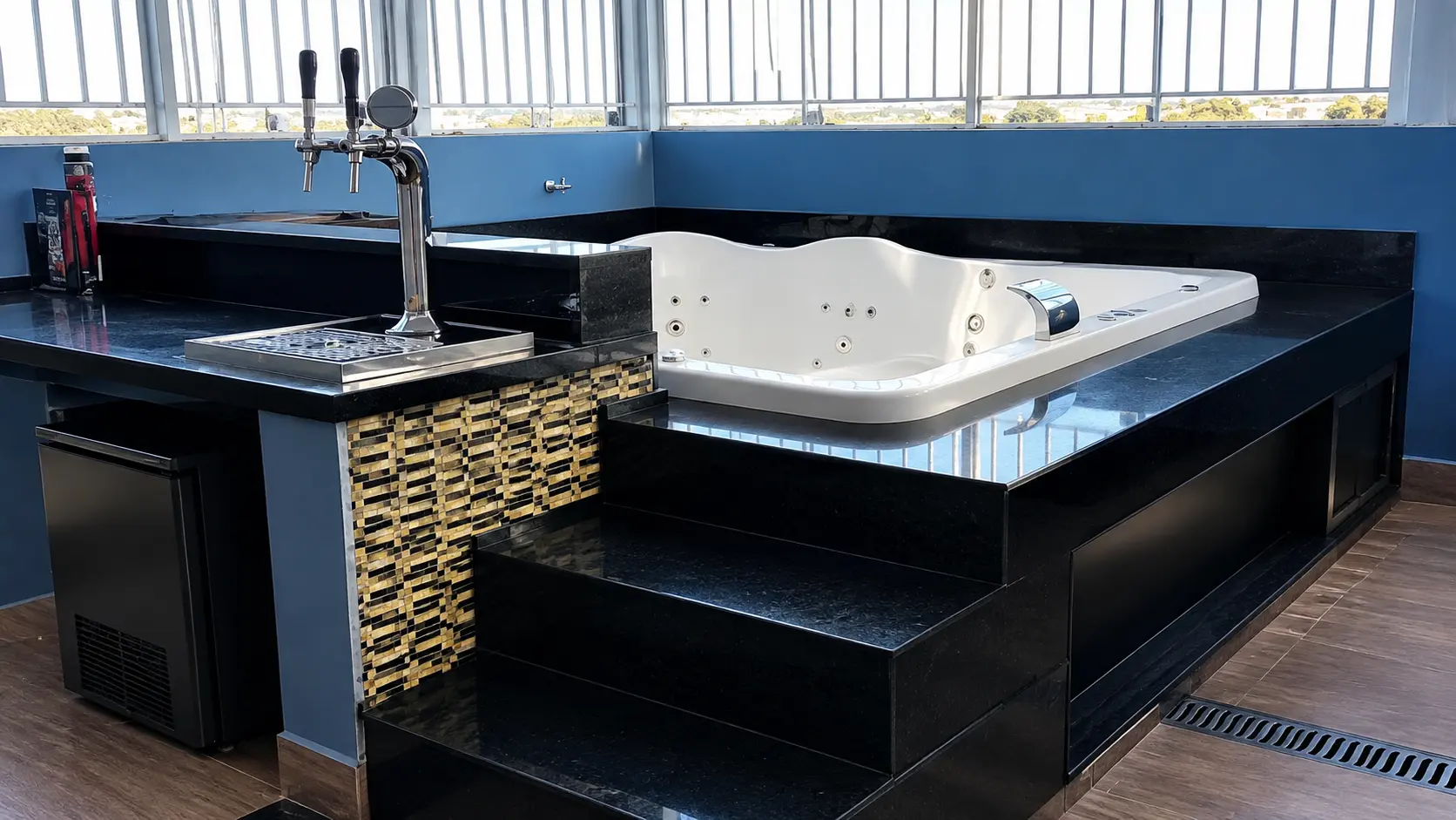Escada em Mármore e Granito — Projeto 09